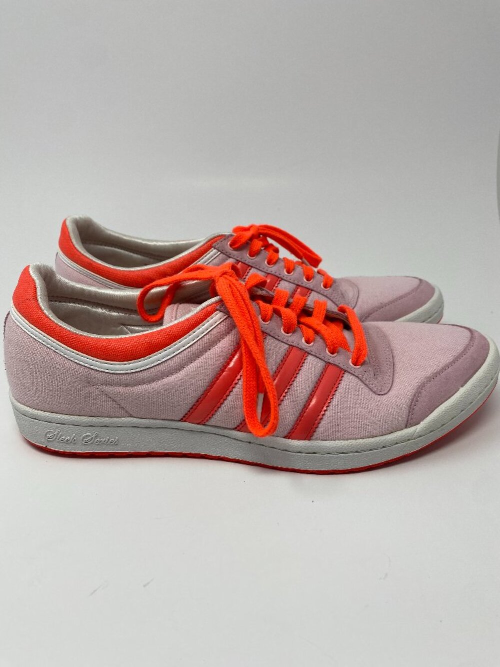 Adidas Sleek Series Top 10 Low Sneakers Shoes Womens 10 Pink Coral Orange - Picture 2 of 13